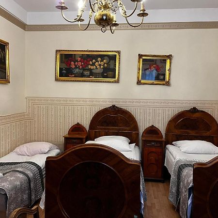 Vavelsky Apartments - Old Town Краков Экстерьер фото