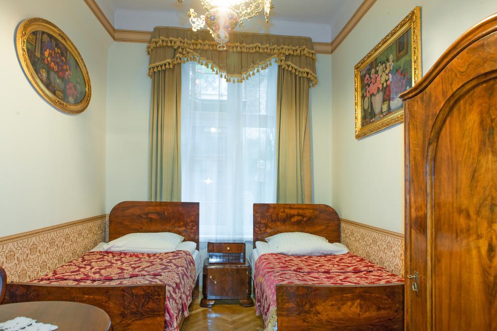 Vavelsky Apartments - Old Town Краков Экстерьер фото